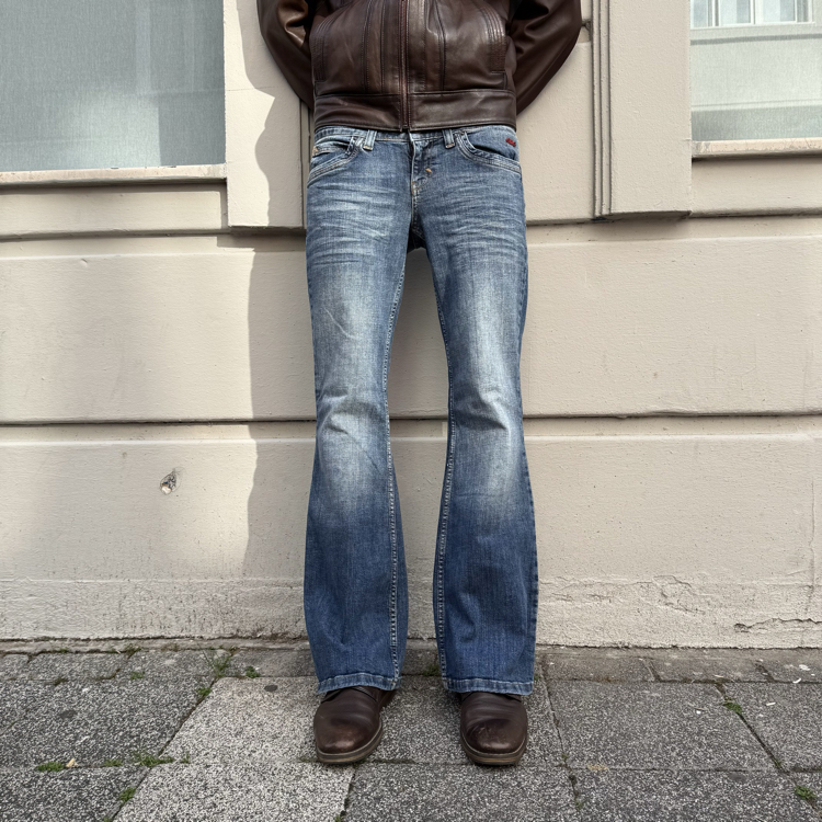 Bootcut Washed Blue Low Rise Jean