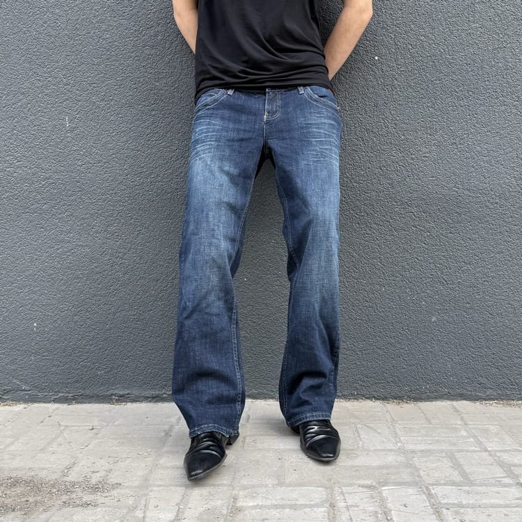 Bootcut denim graphic pocket jean • Size