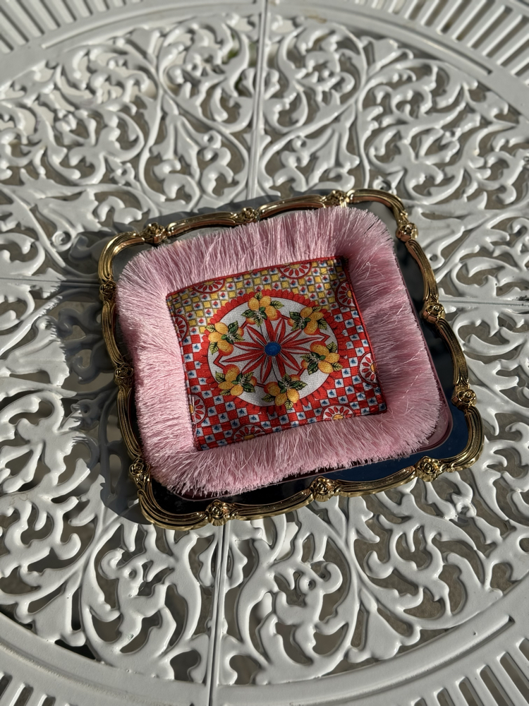 Pembe Püsküllü Limonlu Peçete