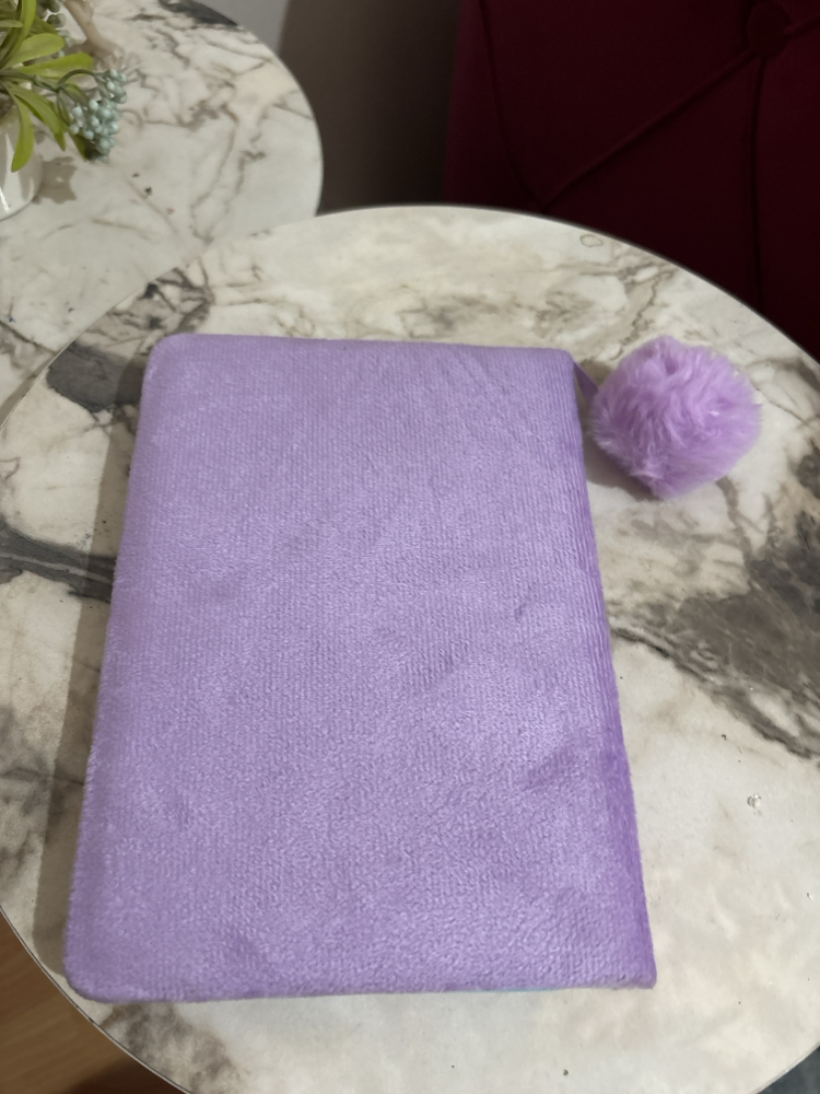 Peluş ve pullu Defter