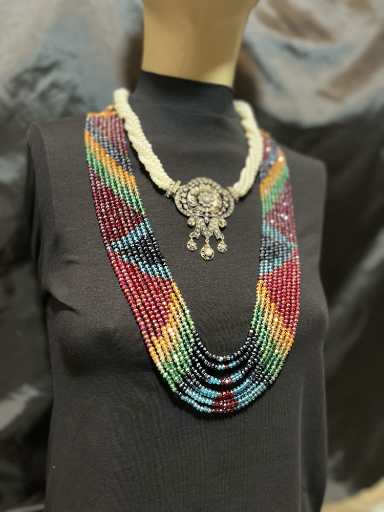 Kristal taşlı kolye 9 sıralı