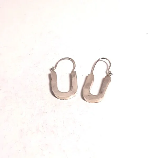 U Küpe K0460