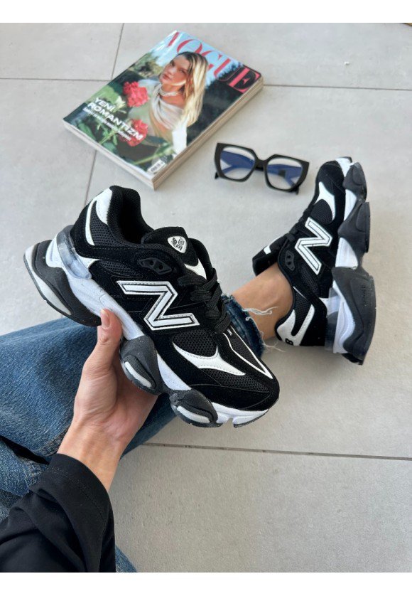 New Balance 9060 Siyah Ayakkabı