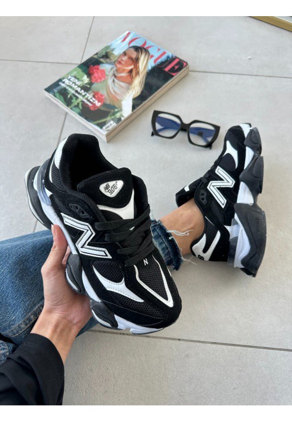 New Balance 9060 Siyah Ayakkabı