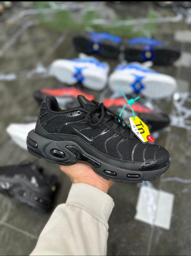 Nıke Air Max Plus Siyah Spor Ayakkabı