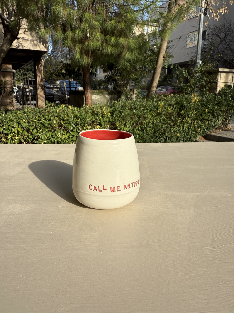 “Call Me Antisocial But Don’t Call Me” Kahve Bardagi