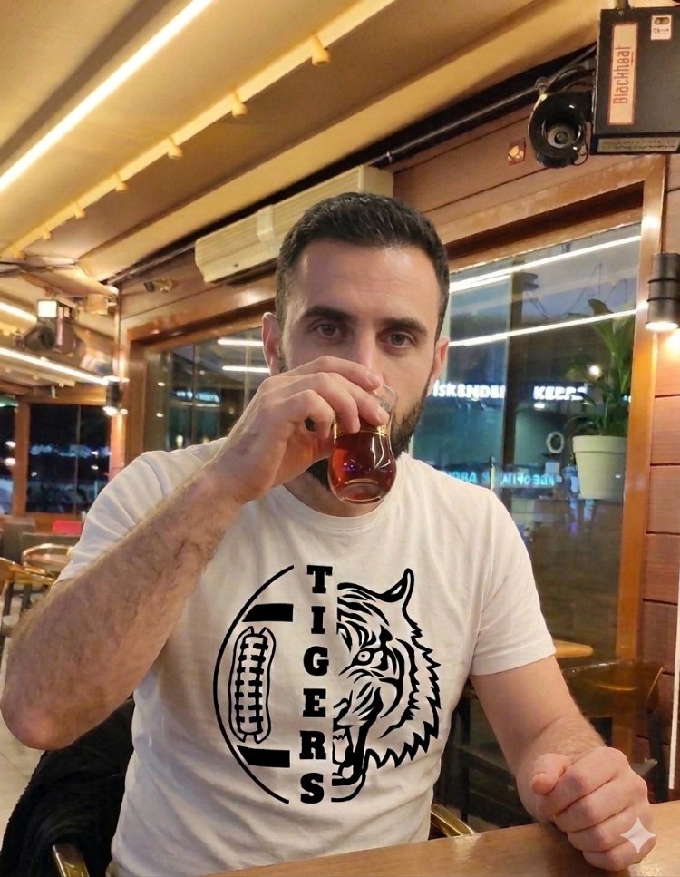 Tarza Özel Baskılı Tişört