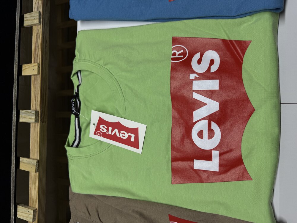 Levis Yeşil