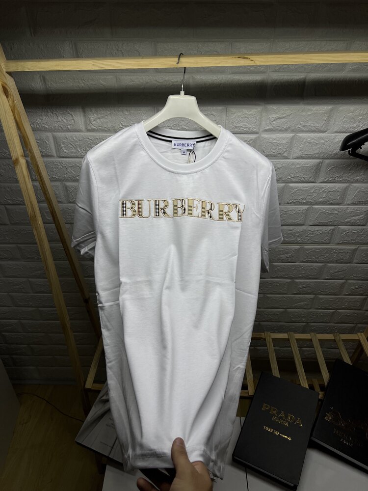 Burberry Beyaz