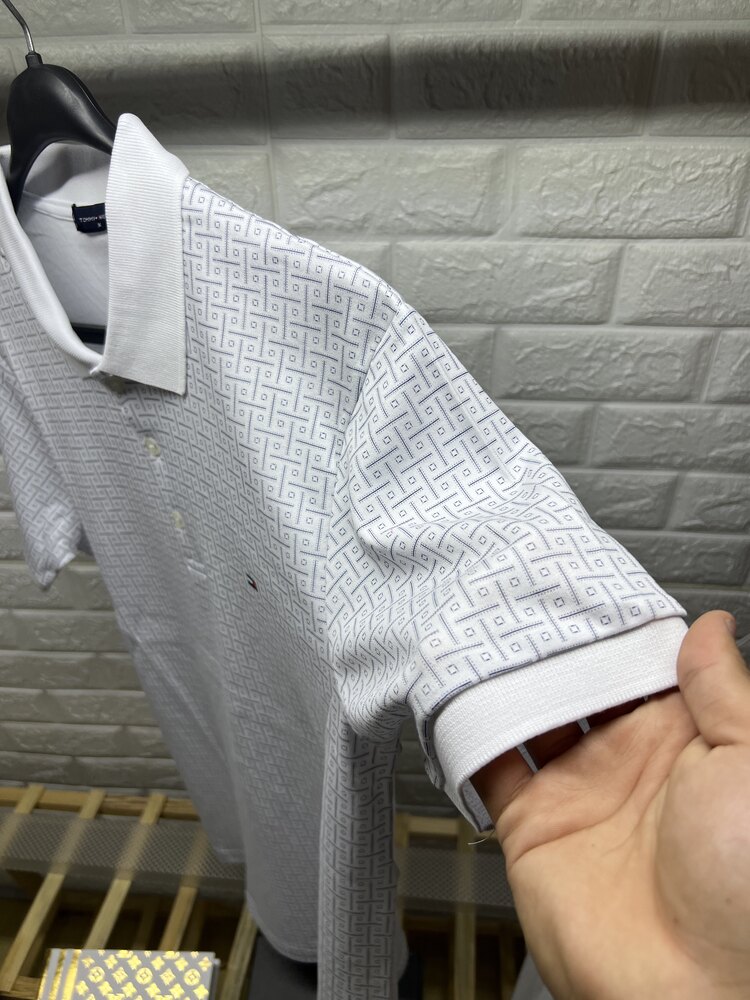 Tommy Hilfiger All-Over