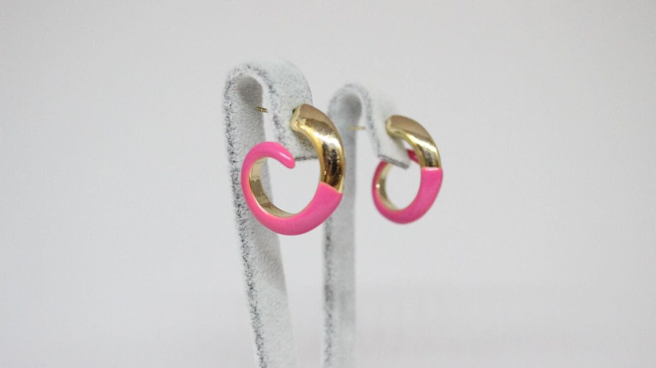 Gold Detaylı Pembe Helezon Küpe