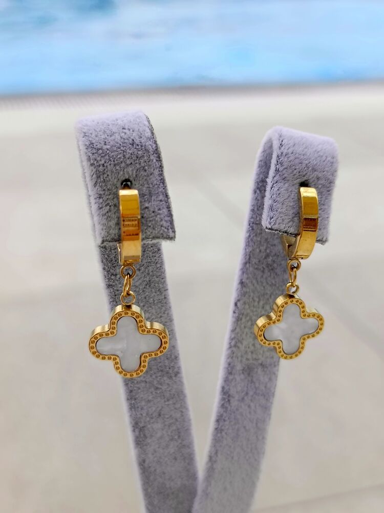 Van Cleef Model Gold Detaylı Beyaz Sedef Yonca Küpe