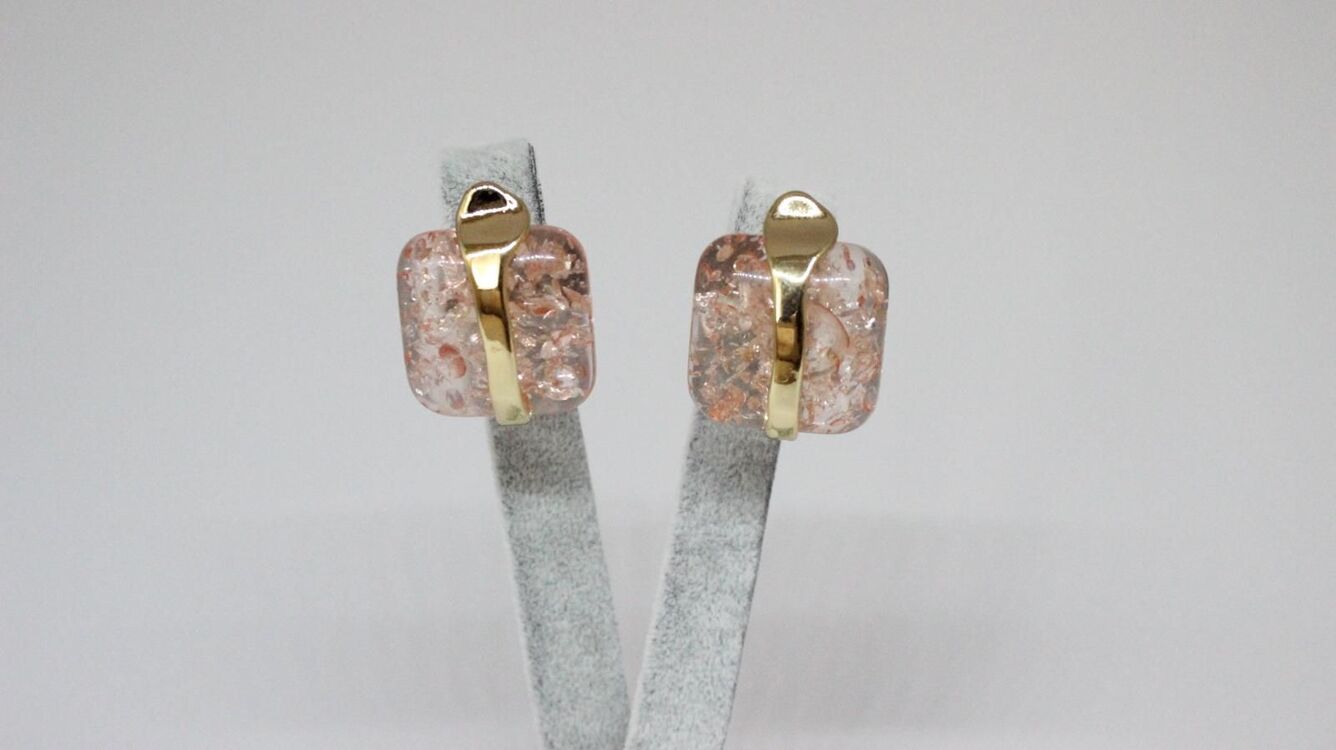 Pudra Pembe Şeker Küpe