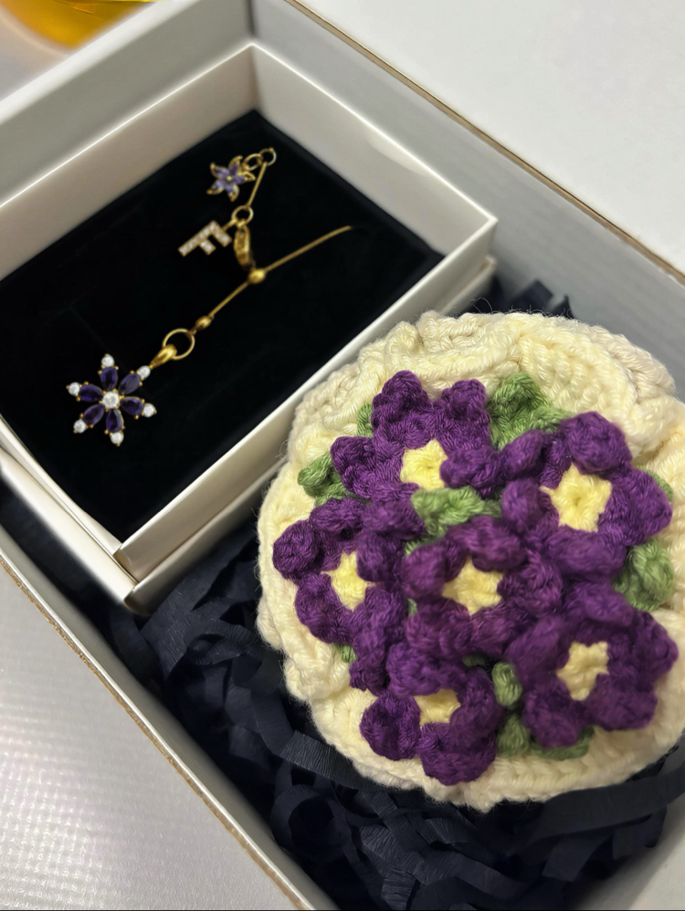 Mor Lotus çiçeği kolye ve lotus buketi anahtarlık seti