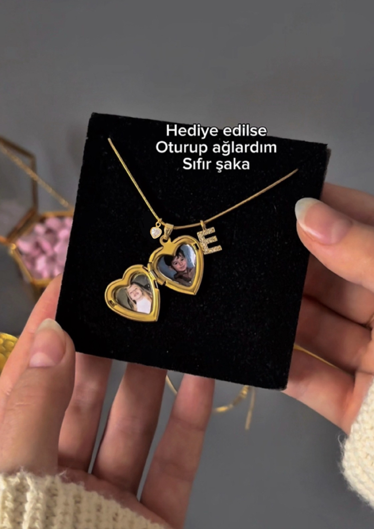 Harfli kapaklı fotoğraflı kalp anı hatıra kolyesi hediye kutulu