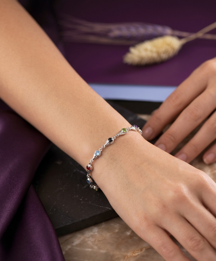925 Ayar Gümüş Renkli Zirkon Taşlı El İşçiliği Damla Formlu Bileklik | Acer Silver