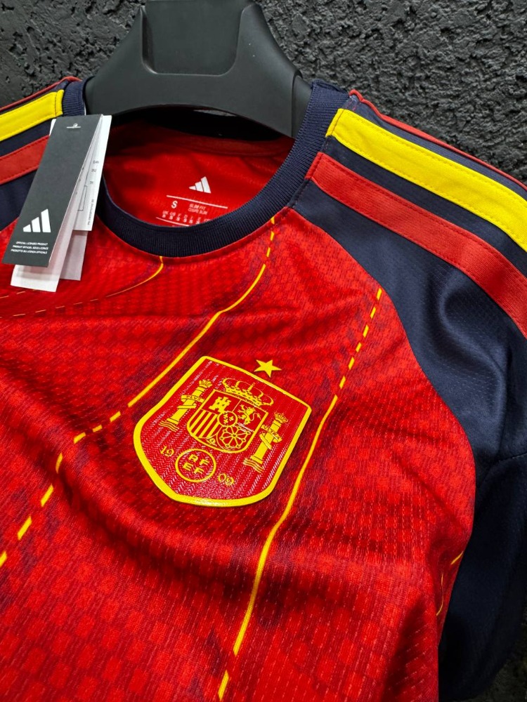 Spain Special Edition: "Lamine Yamal 19" İç Saha Konsept Forma