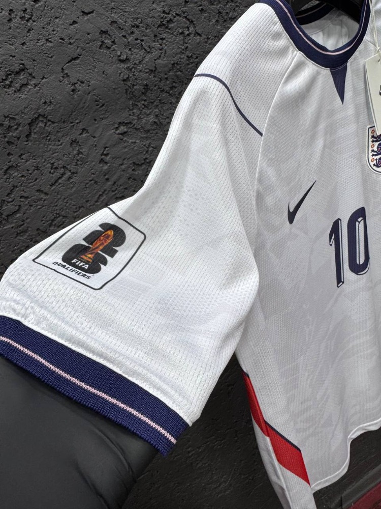 İngiltere "Three Lions" Modern Konsept Forma