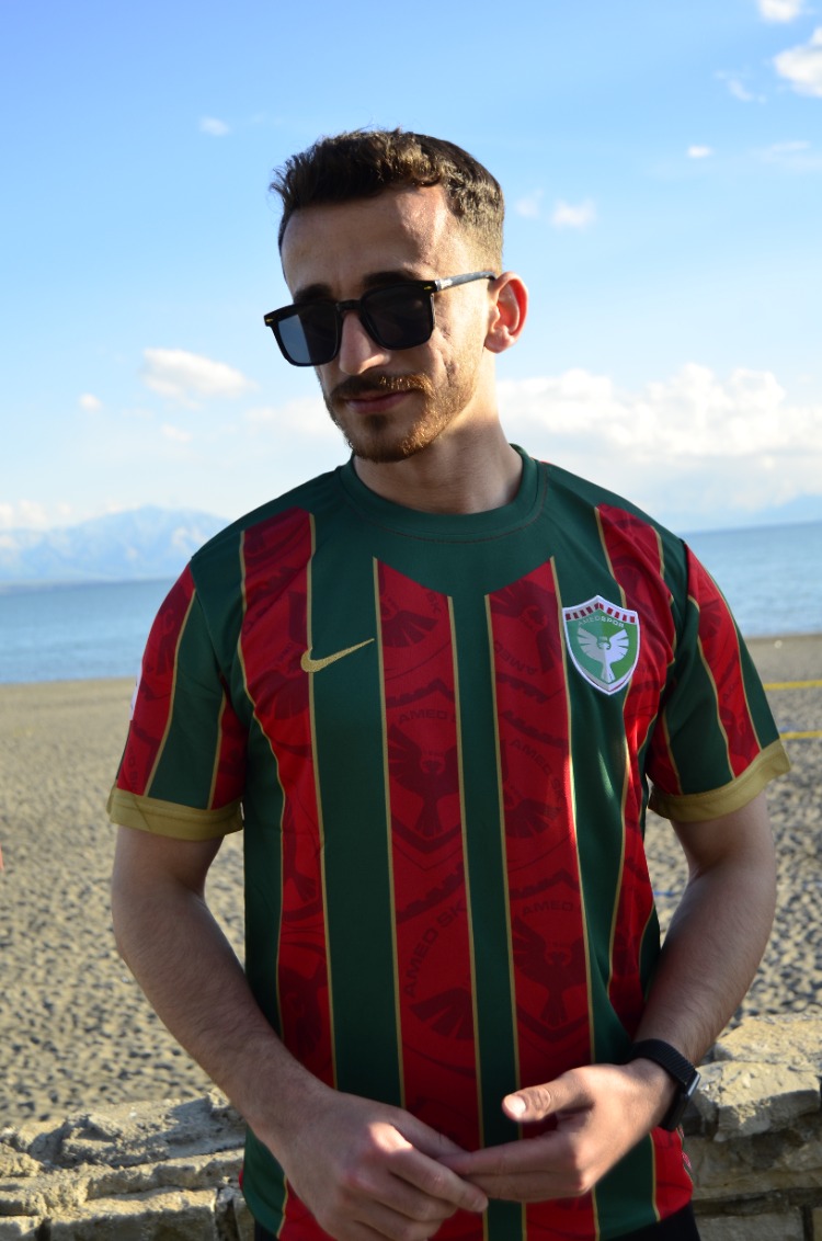 Amed SK Special Edition: "Rengê Çubûkî" Klasik Çubuklu Forma