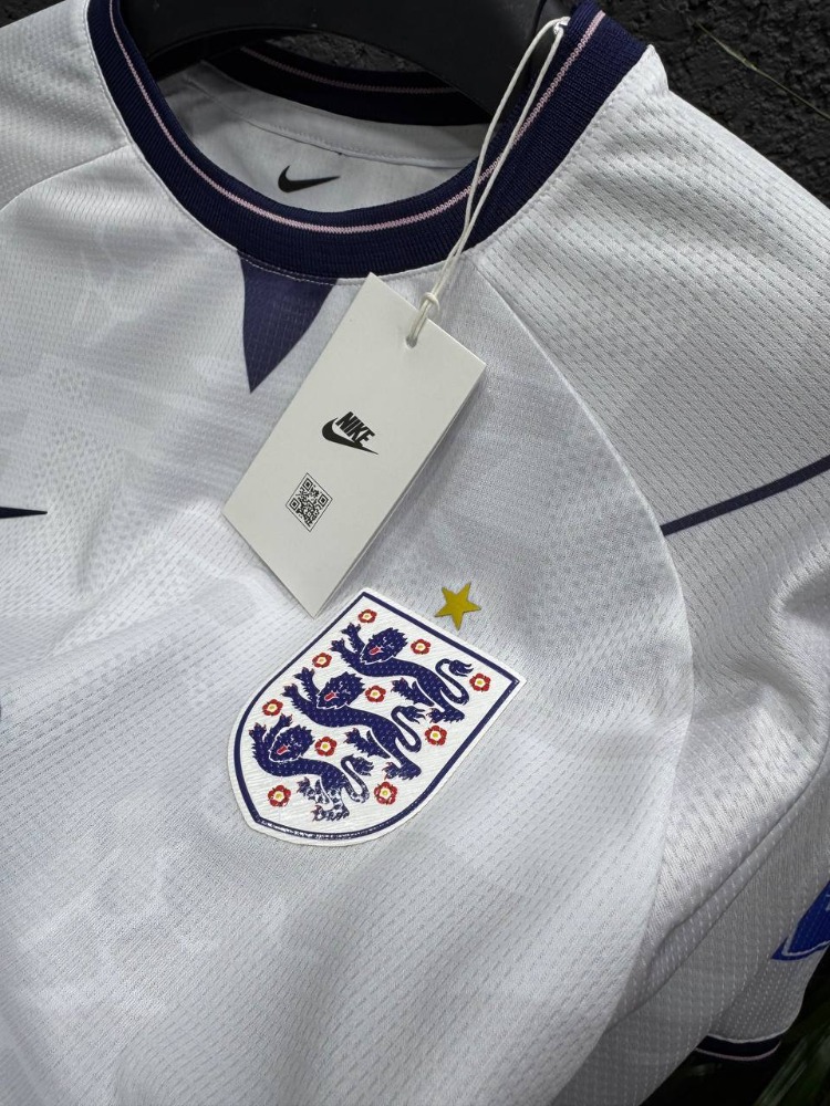İngiltere "Three Lions" Modern Konsept Forma