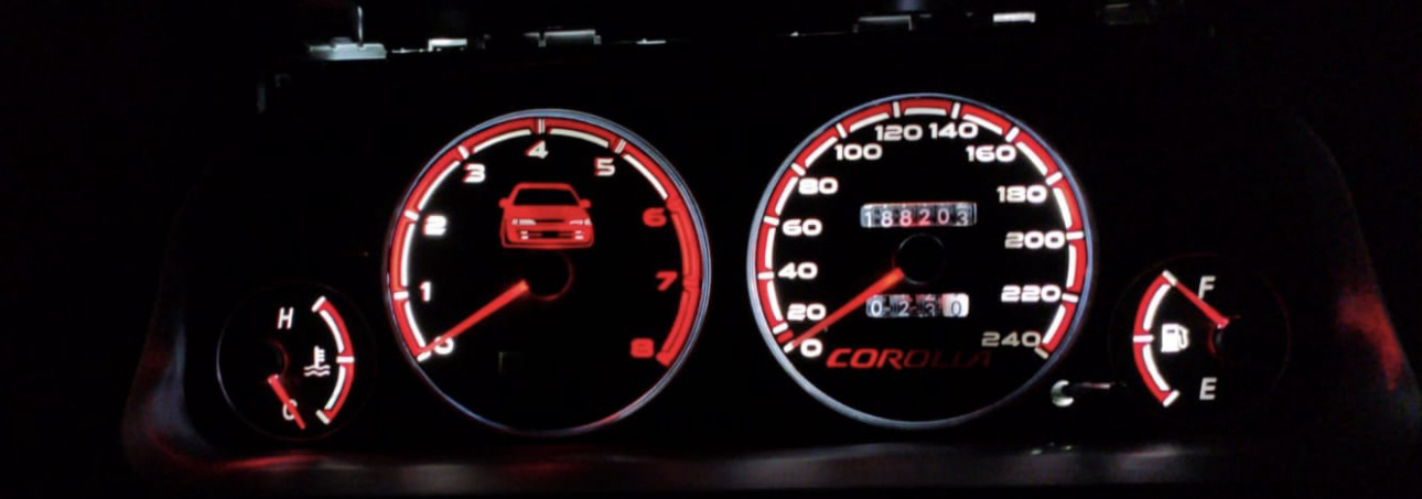 Kadran Kartı Toyota ince Yazılı Kırımızı renk