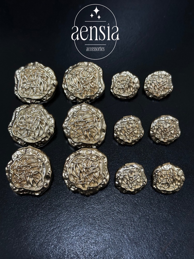Buruşuk Üzeri İplik Ağ Desen Kabartılı Metal Düğme Seti - 12li Paket (6 Büyük+ 6 Küçük)