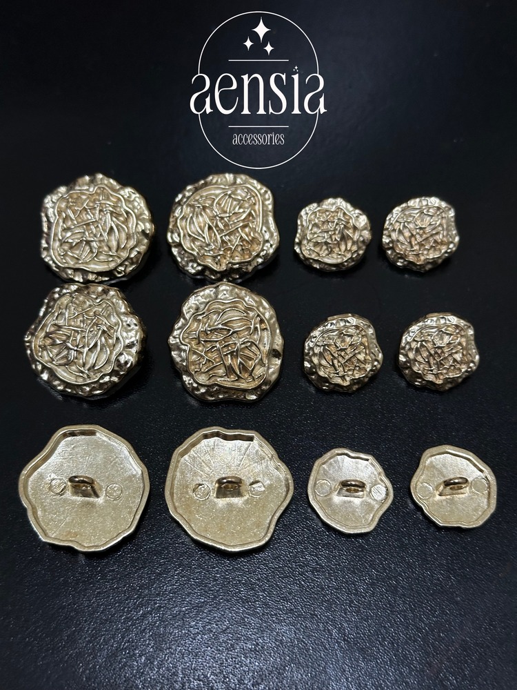 Buruşuk Üzeri İplik Ağ Desen Kabartılı Metal Düğme Seti - 12li Paket (6 Büyük+ 6 Küçük)