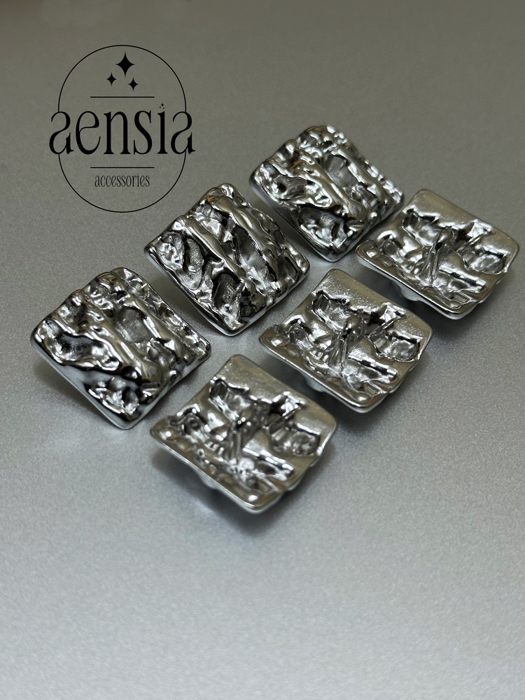 Kare Üzeri Çizgili Desenli Metal 2,29 CM Düğme - 6lı Paket