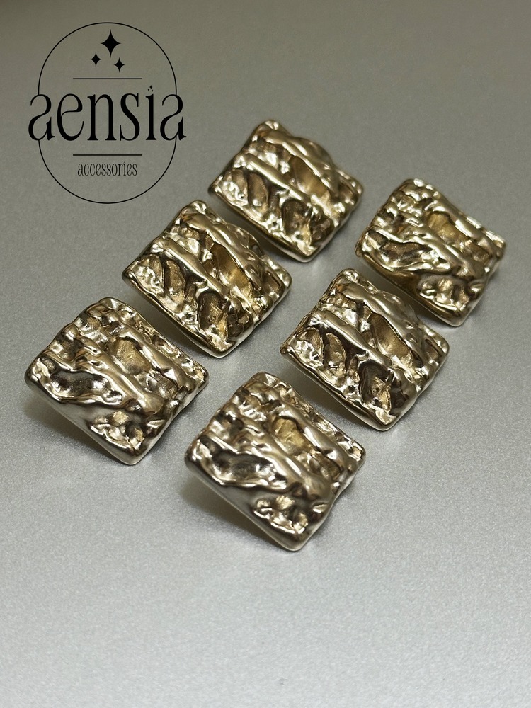 Kare Üzeri Çizgili Desenli Metal 2,29 CM Düğme - 6lı Paket