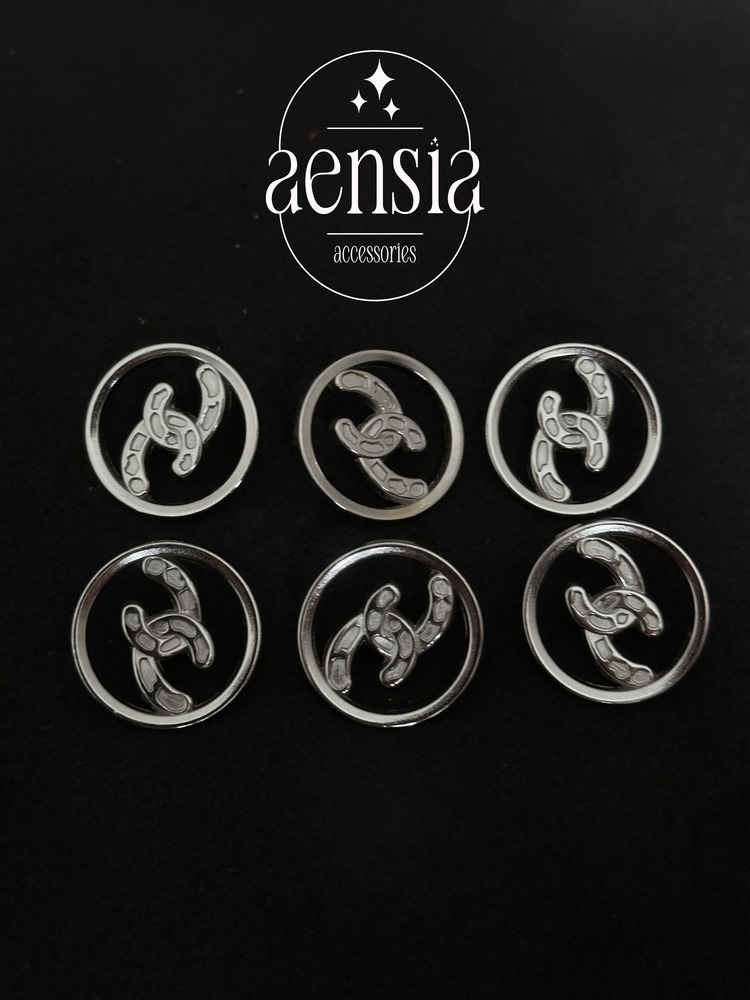Boşluklu Ortası Yarım Zincir Model Metal Düğme 2,29 CM- 6lı Paket