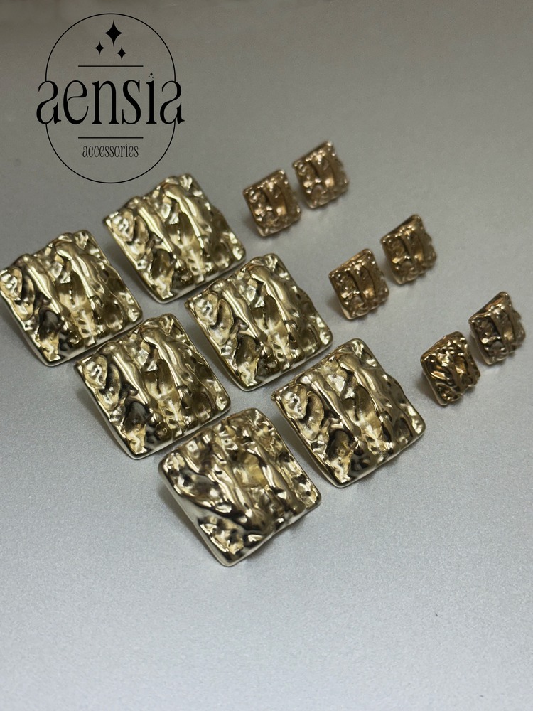 Kare Üzeri Çizgili Desenli Metal Düğme Seti - 12li Paket (6 Büyük+6 Küçük)