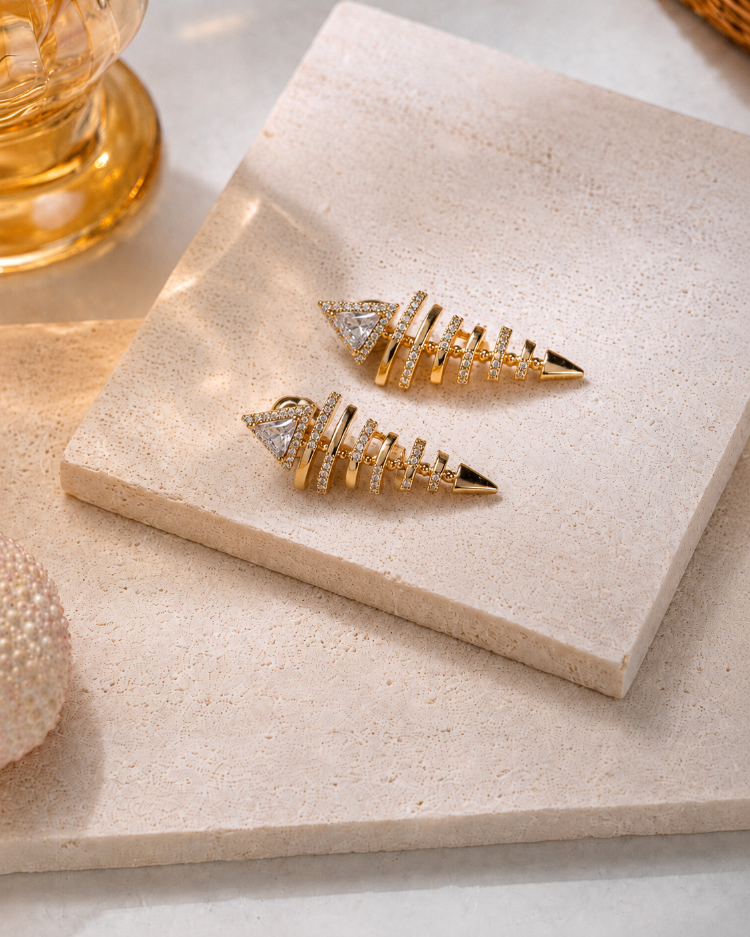 Taşlı Balıksırtı Gold Küpe
