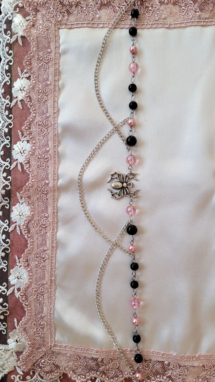 spider necklace