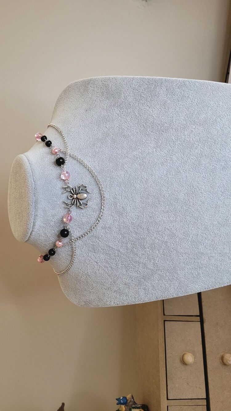 spider necklace