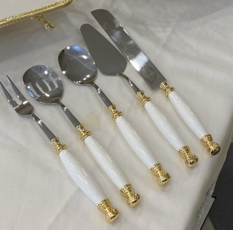 5 li gold porselen servis kaşık seti