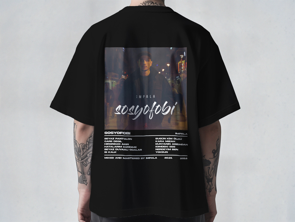 İmpala Collection | Sosyofobi - Unisex/Oversize Tişört (Siyah/Beyaz)
