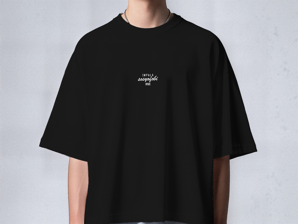 İmpala Collection | Sosyofobi - Unisex/Oversize Tişört (Siyah/Beyaz)