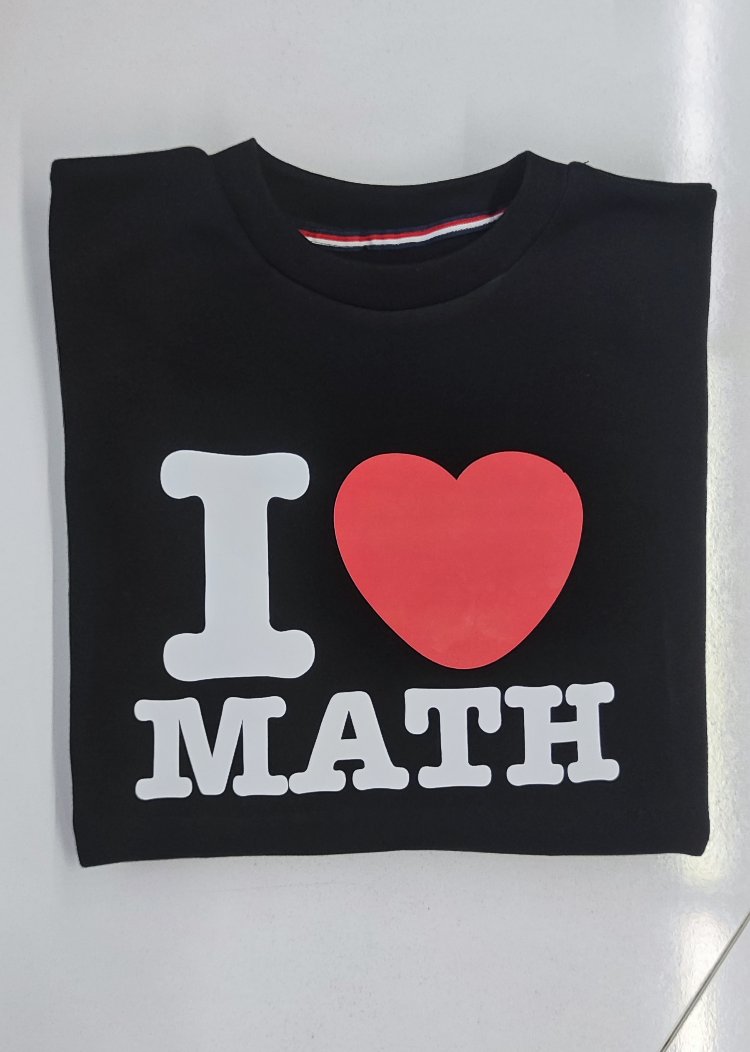 Matematiği çok seviyorum❤ Sweatshirt