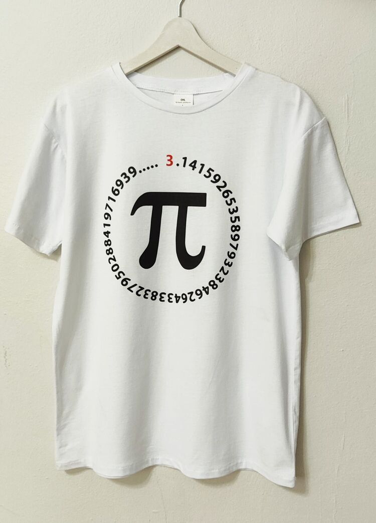 Pi sayısı baskılı Tişört