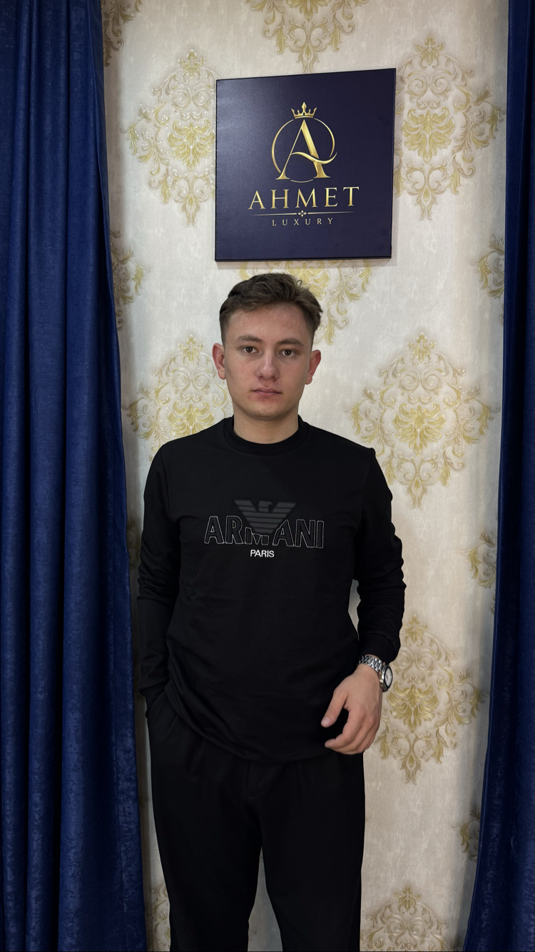 EA7 Sweat