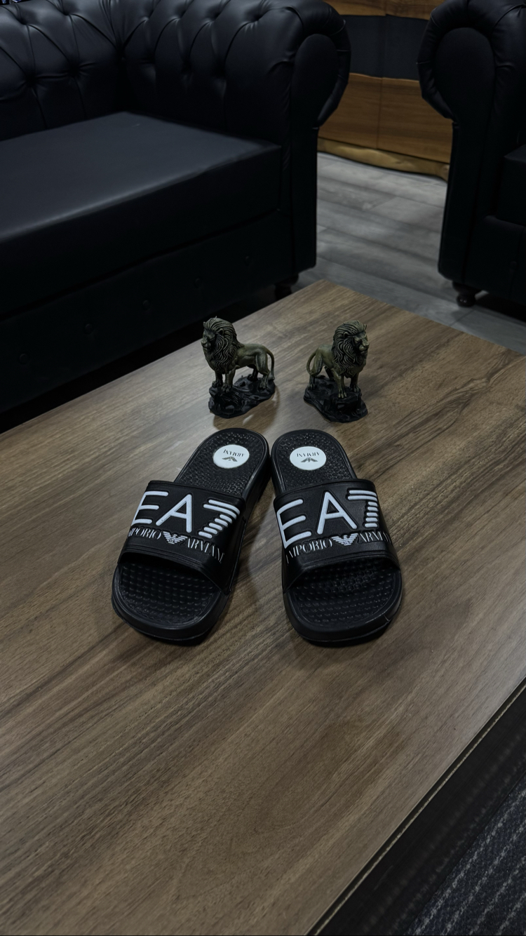 EA7 Terlik