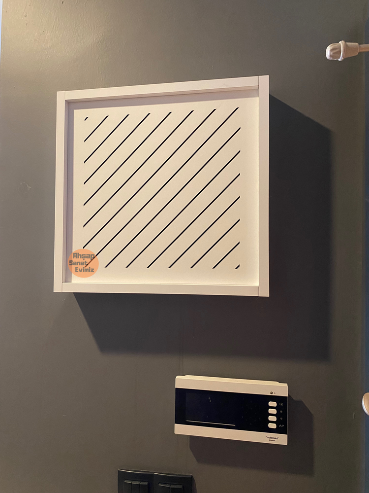 SÜRGÜLÜ ELEKTRİK PANO DUVAR DÜZENLEYİCİ YAN ÇİZGİ MODEL BEYAZ