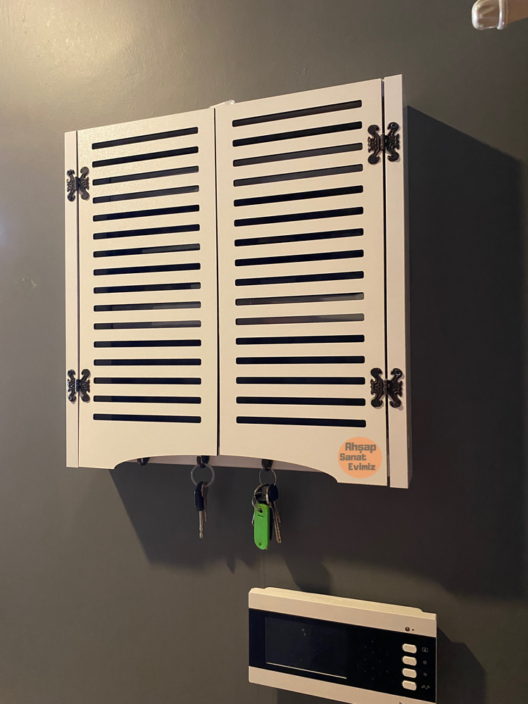 ASKILI ELEKTRİK PANO DUVAR DÜZENLEYİCİ DÜZ ÇİZGİ MODEL BEYAZ