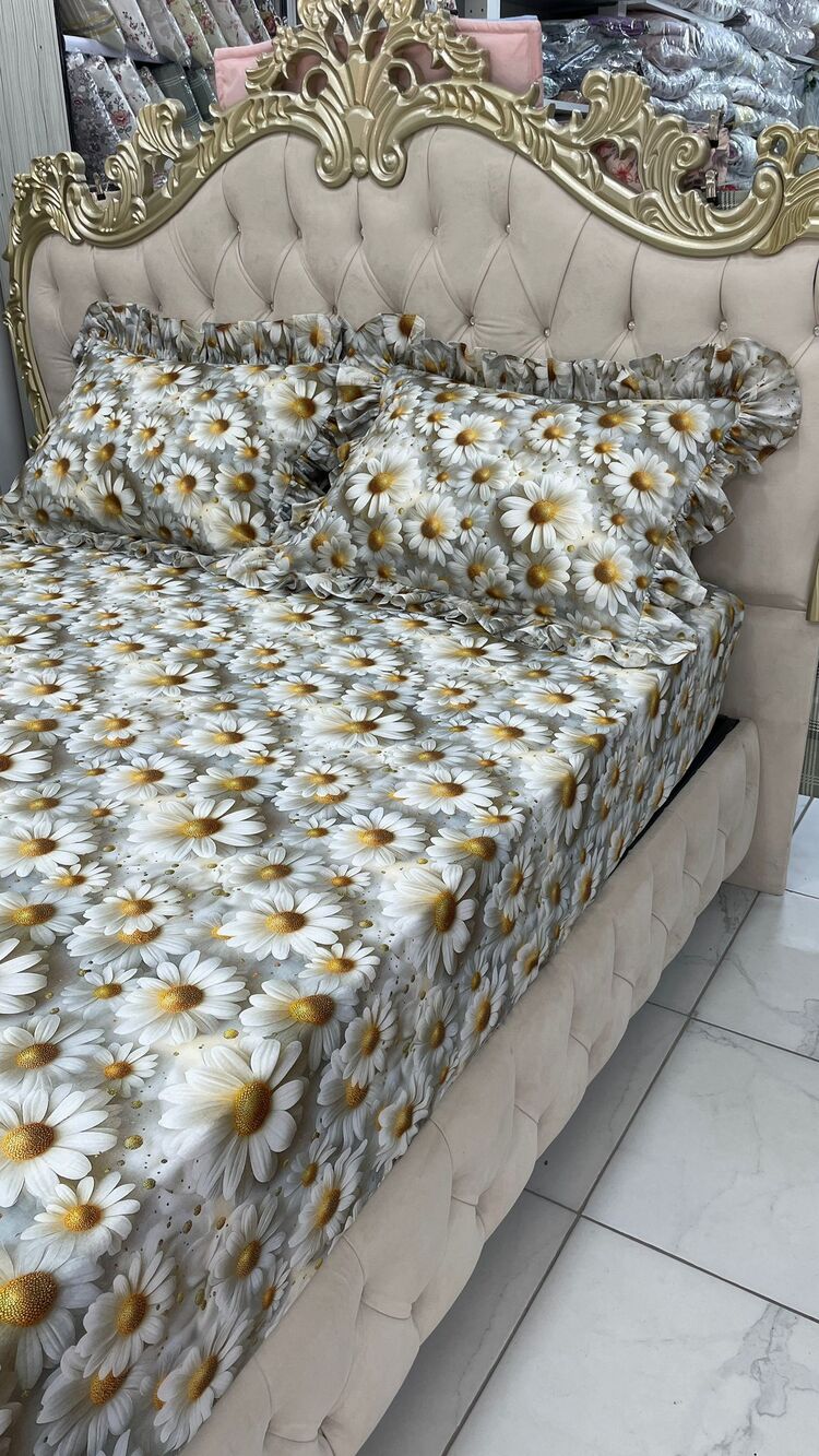 5 d dijital kumaştan lastikli çarşaf ve 2 adet fırfırlı yastık kılıfı