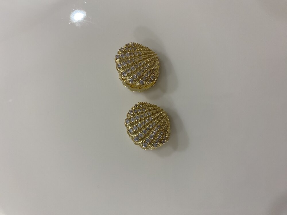 İstiridye Küpe