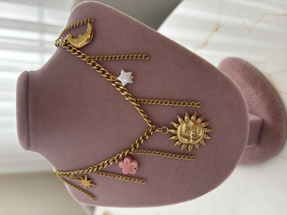 Sun charm kolye