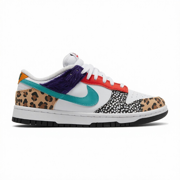 Nike Dunk Low SE "Safari Mix"