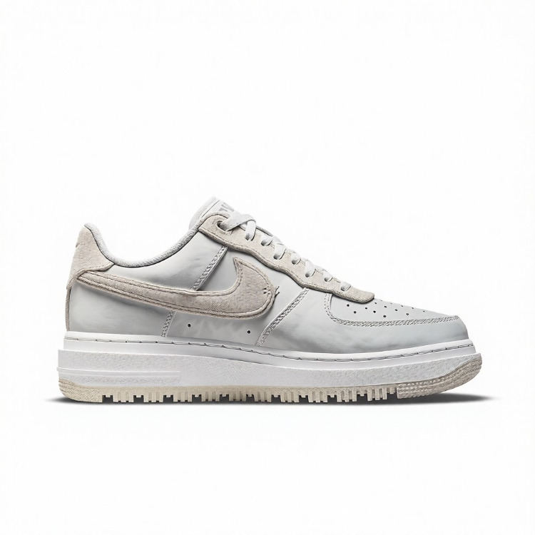 Nike Air Force 1 Luxe Summit White