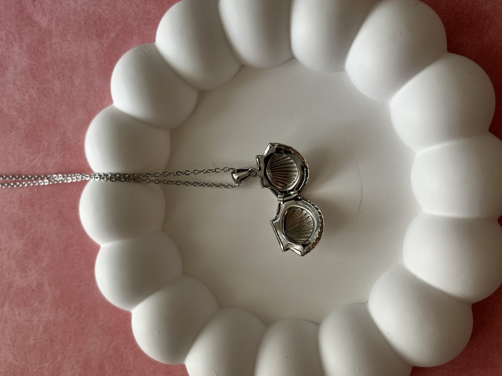 İçi Açılabilir Silver Deniz Kabuğu Kolye