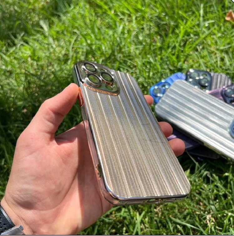 İphone Wave2 Hologram Görünümlü Telefon Kılıfı